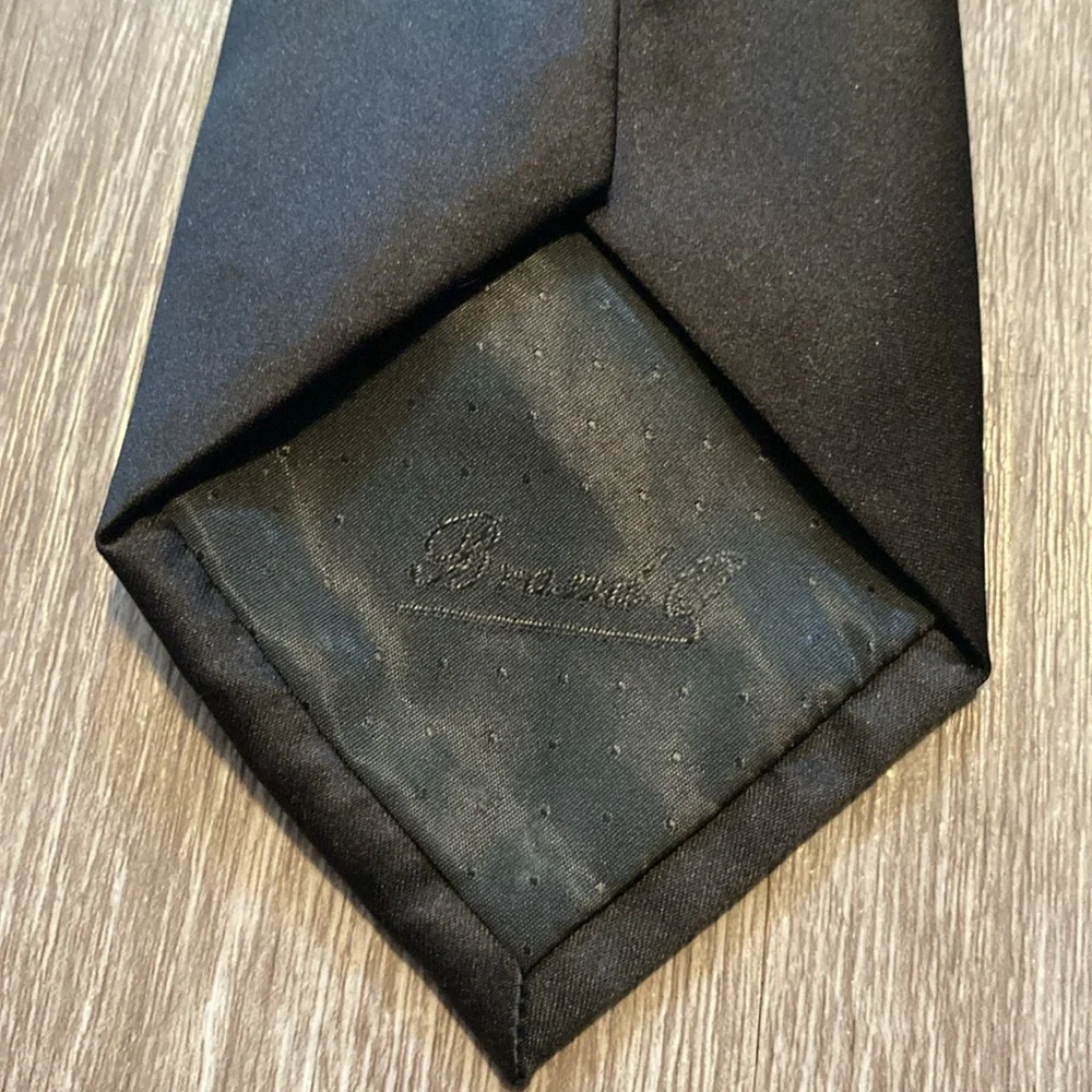 Brand Q Elegant Black Necktie